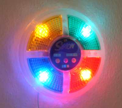 Senso/SIMON game from the 70s/80s as a four-color LED lamp