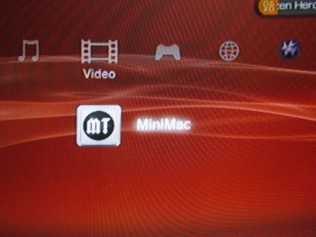 Die PS3 zeigt den "Mediatomb"-Server vom MiniMac
